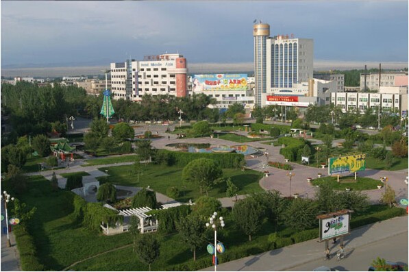 600090同济堂,600090股票分析